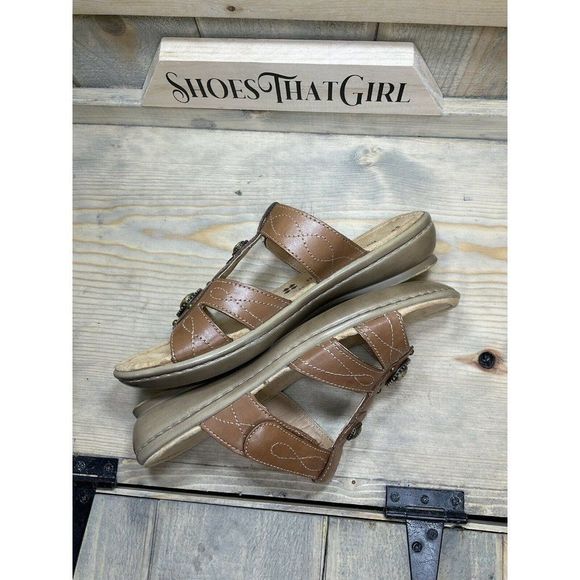 Nwob US7.5M Naturalizer N5 Comfort Flat Leather Gold Tan Sandals NEW Slip on - Picture 7 of 9